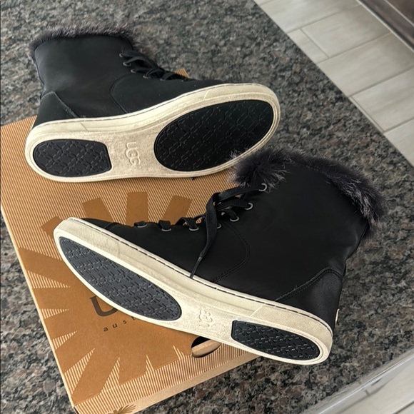 UGG Women's Black Fur-Trimmed Sneakers - Picture 9 of 10